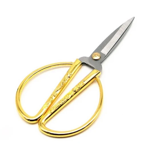 Kéo rồng cán vàng